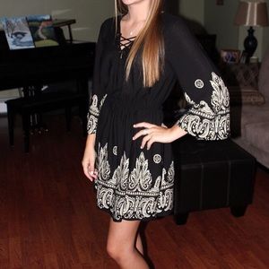 Forever 21 black and white dress